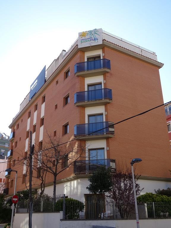 Apartamentos Selvapark Lloret de Mar Esterno foto