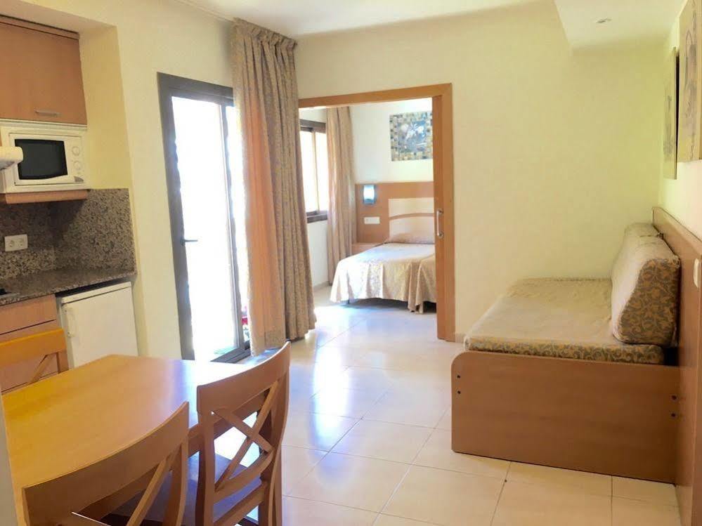 Apartamentos Selvapark Lloret de Mar Esterno foto