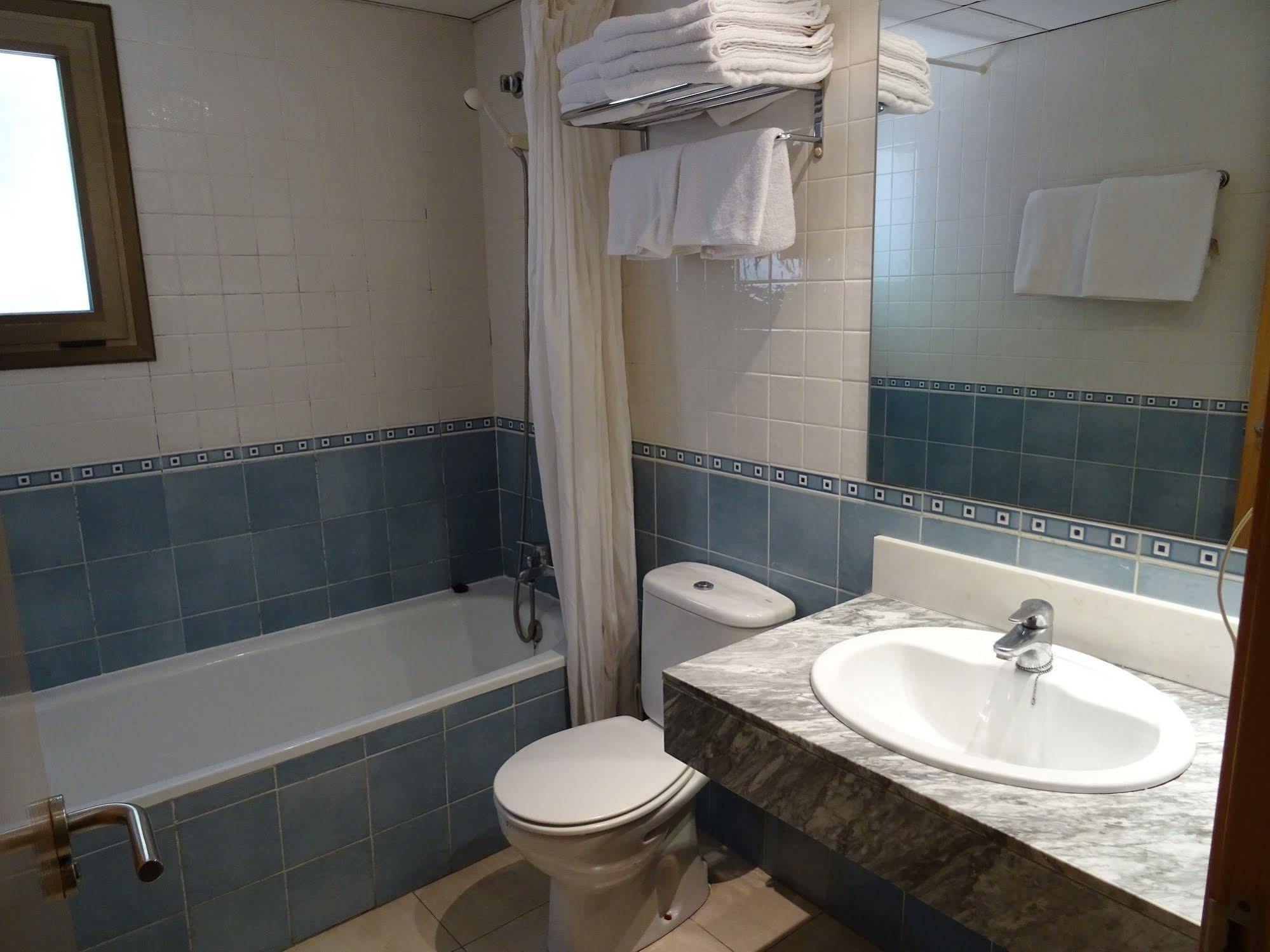 Apartamentos Selvapark Lloret de Mar Esterno foto
