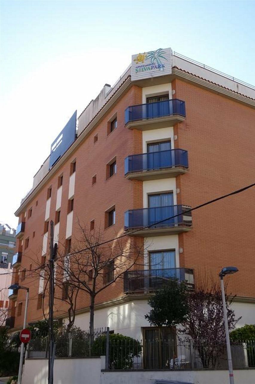 Apartamentos Selvapark Lloret de Mar Esterno foto